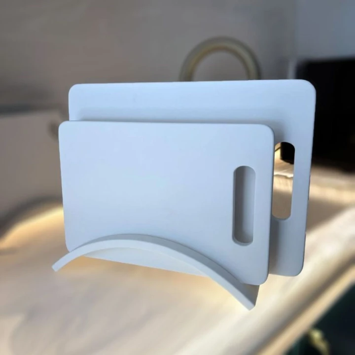 mała_deska_do_krojenia_z_uchwytem_z_materiału_solid_surface.jpg