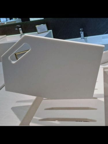 duza_biala_deska_do_krojenia_z_materialu_solid_surface.jpg