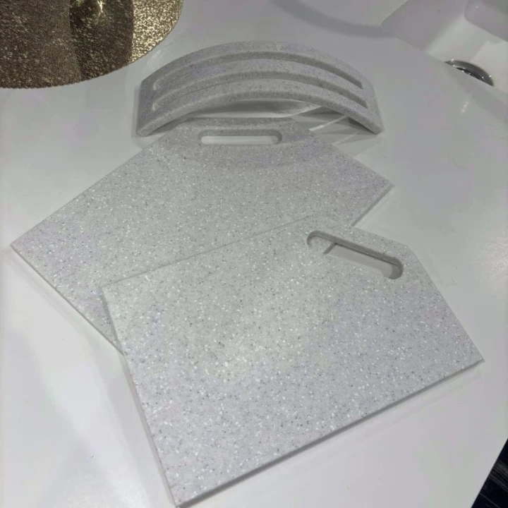 komplet_2_desek_solid_surface_ze_stojakiem_HM-G004.jpg
