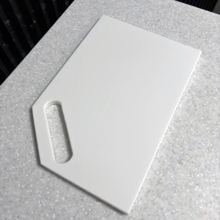 deski_do_krojenia_na_stojaku_solid_surface_biale.jpg