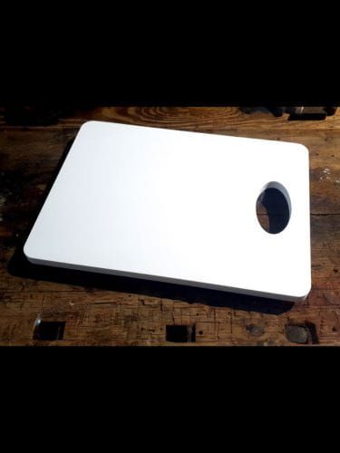 deska_do_krojenia_solid_surface_30x22_5cm_z_uchwytem.jpg
