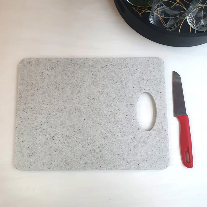 Biala_deska_do_krojenia_z_uchwytem_Solid_Surface.jpg
