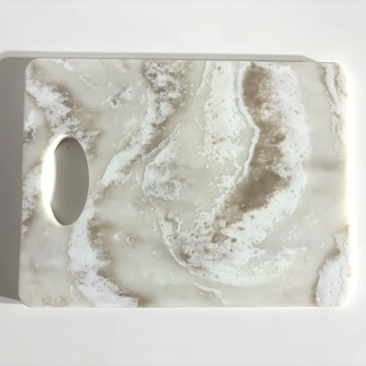 Deska_do_krojenia_z_uchwytem_Solid_Surface_Staron_Ocean_View.jpeg