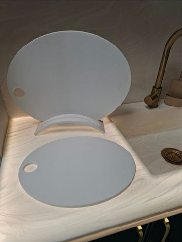 Deska_do_krojenia_owalna_biała_38x30cm_Solid_Surface.jpg
