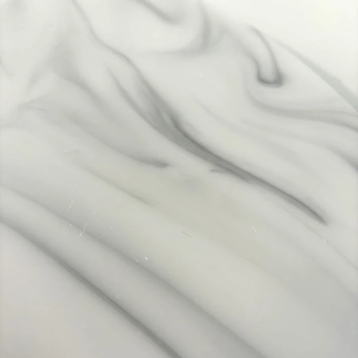 Szczegol_powierzchni_deski_marmur_Carrara_delikatny_wzor.jpeg
