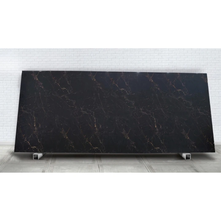 blat-hpl-70-cm-estetyczne-i-trwale-wykonczenie-black-gold-marble.png