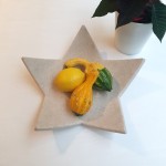 Duża misa w kształcie gwiazdy na owoce / warzywa z kompozytu mineralnego (solid surface)